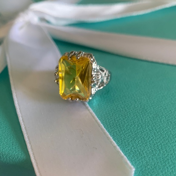 Jewelry - Yellow Gemstone Cocktail Ring - Women's Silver-Tone Fashion Ring size 6 328
